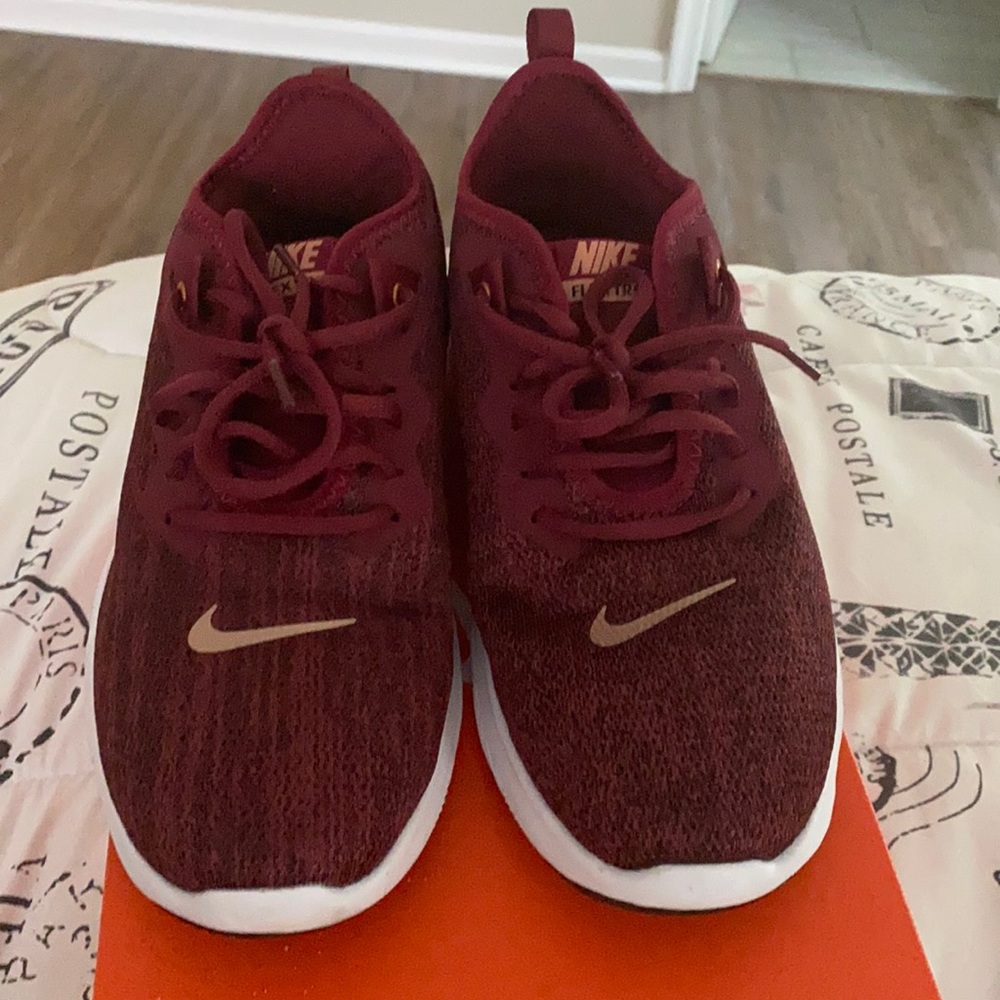 Women Nike flex trainer 9